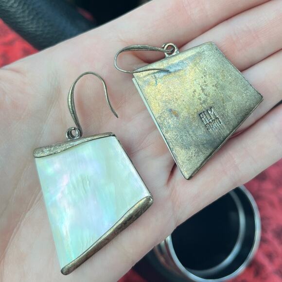 Vintage HUGE Designer MOP & Silver Tone Metal Sculptural Earrings by RLM SOHO C1 - Picture 2 of 5